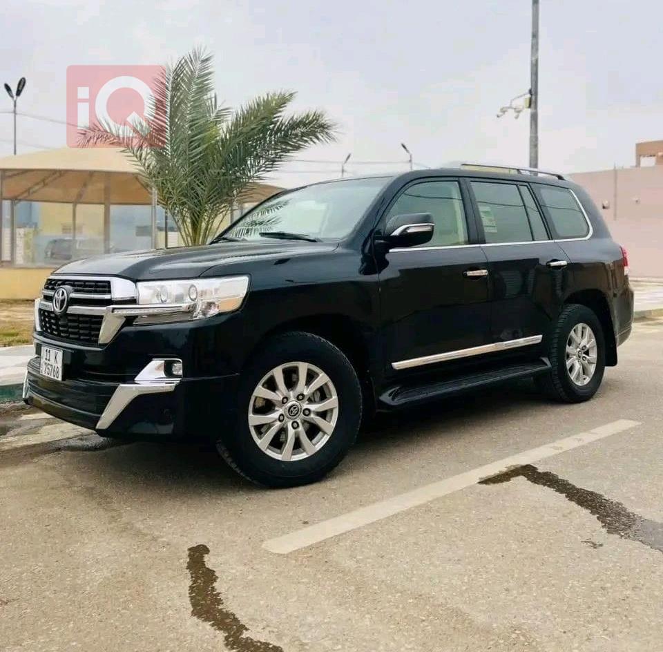 تويوتا لاندكروزر